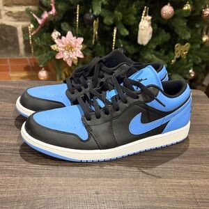 Jordan 1 low Black/University Blue/White/Black size 11.5